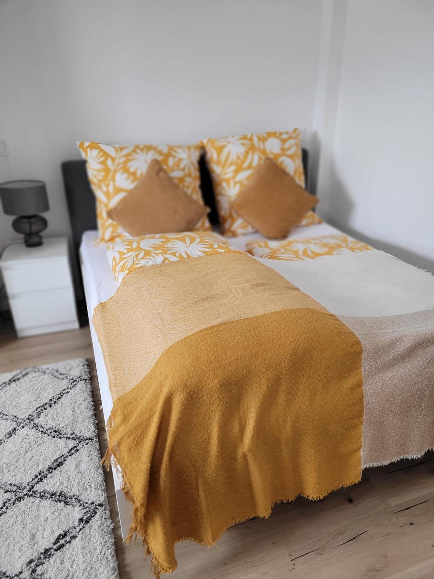 Grosszuegiges Appartement In Der Festspielstadt 巴特赫尔斯费尔德 外观 照片